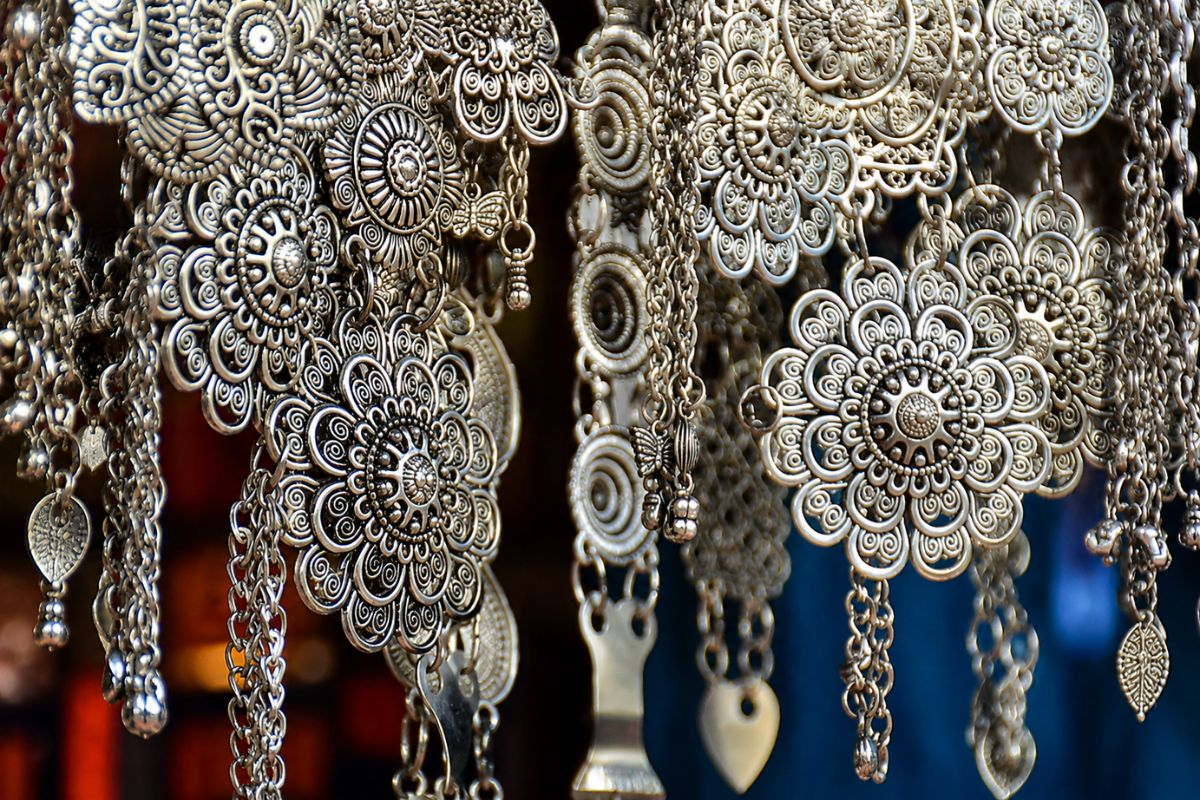 Silverware & silver jewelry in Siem Reap